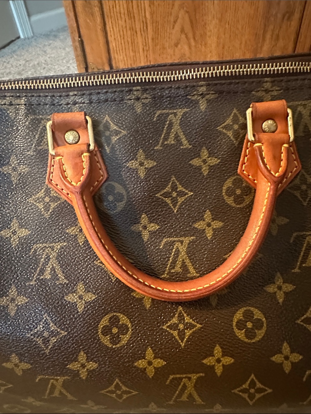 Louis Vuitton Monogram Canvas Speedy 40 - Picture 3 of 16